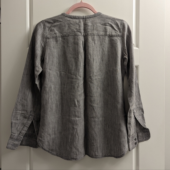 🎉3/$50🎉 Ann Taylor LOFT Top - Picture 3 of 4